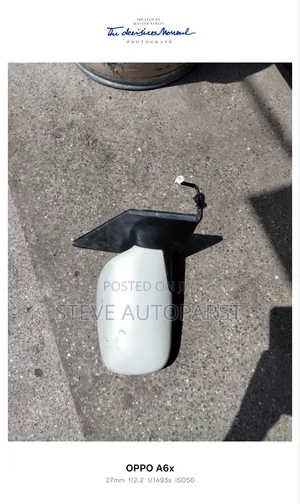 Toyota IST 2002 Side Mirror