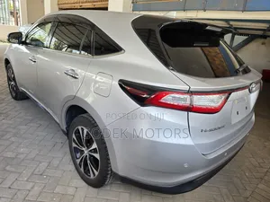 Toyota Harrier 2019 Silver