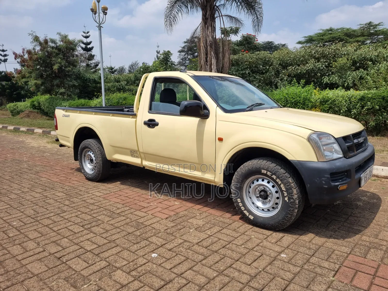 Isuzu D-MAX 2008 Yellow