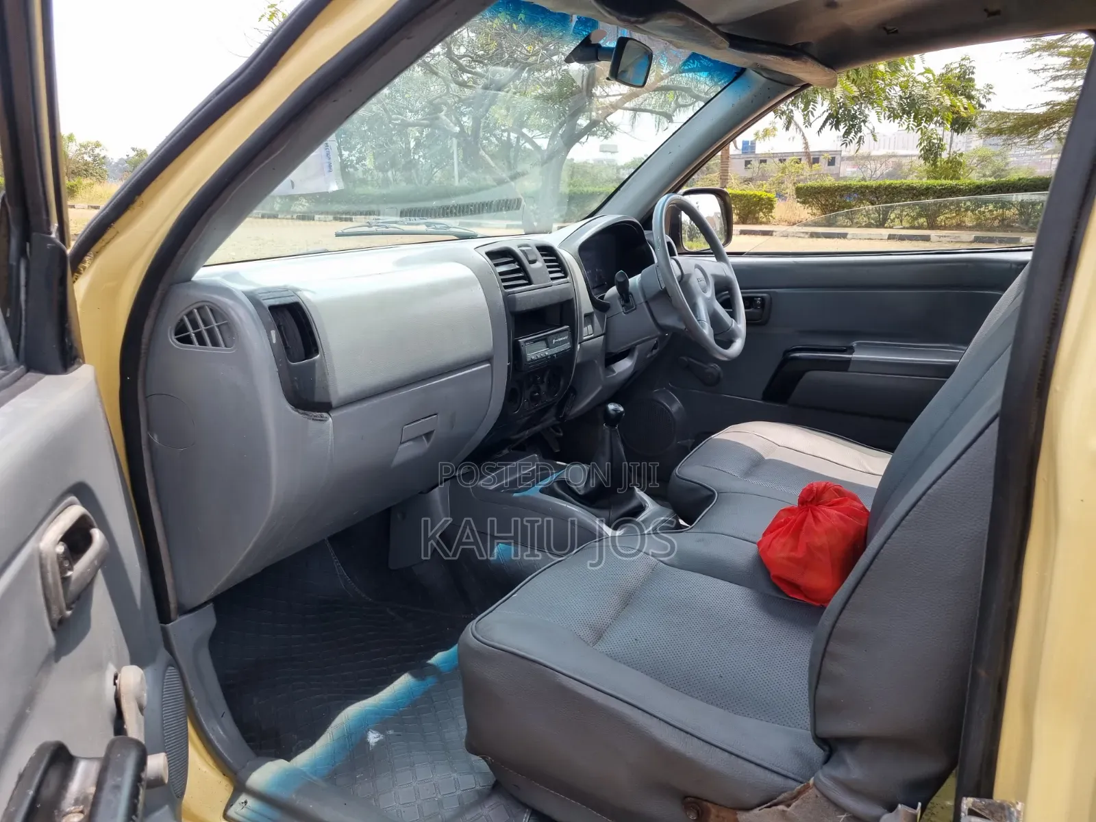 Isuzu D-MAX 2008 Yellow