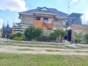 1bdrm Maisonette in Arusha Court, Complex Utawala for rent