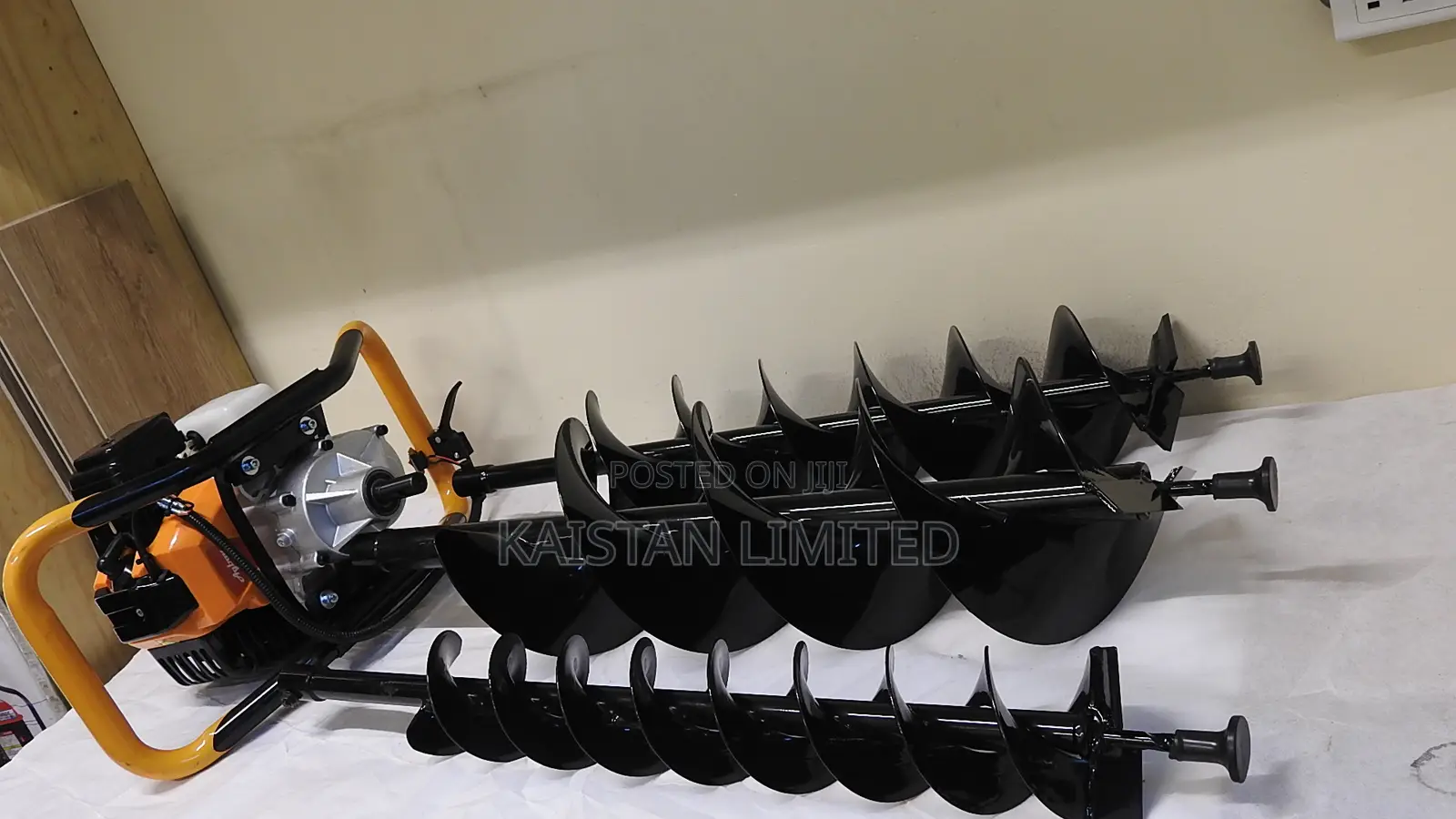 2-Stroke Earth Auger Petrol Ground Drill With 3 Auger Bits