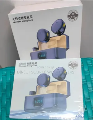 Professional Q8 Wireless Lavalier Mic for Video Recording