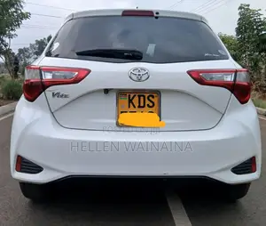 Toyota Vitz 2018 White