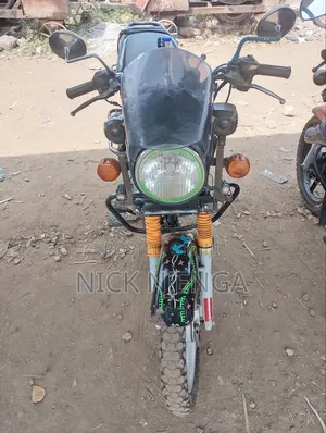 TVS HLX Plus ES 2021 Black