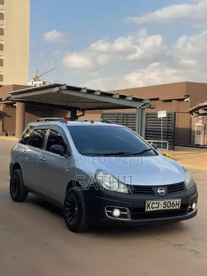 Nissan Advan 2009 Silver