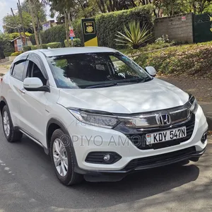 Honda Vezel 2019 White