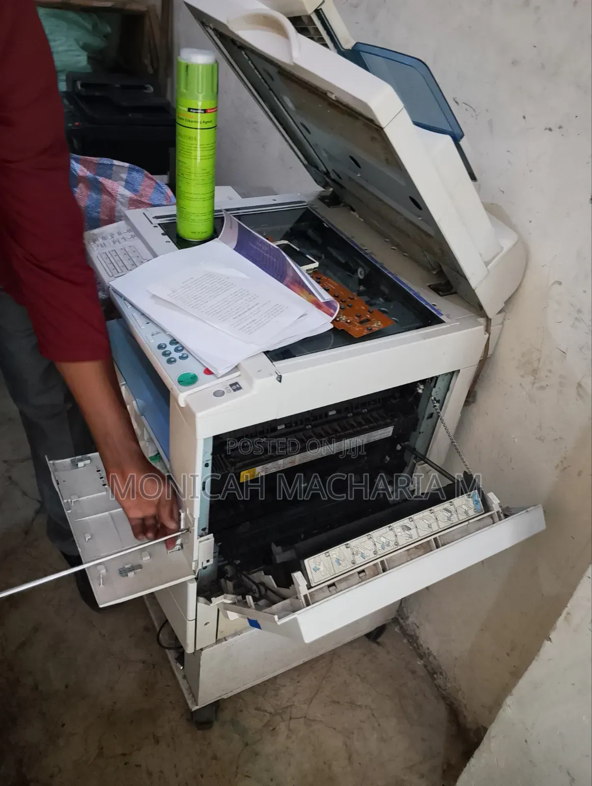 Technician of Photocopier Machine Available