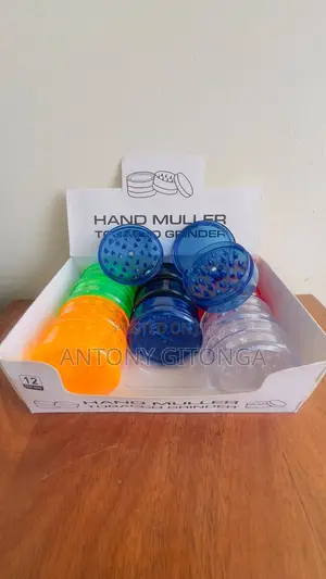 Acrylic Grinder – 2 Layer 63mm (Plain Colors)