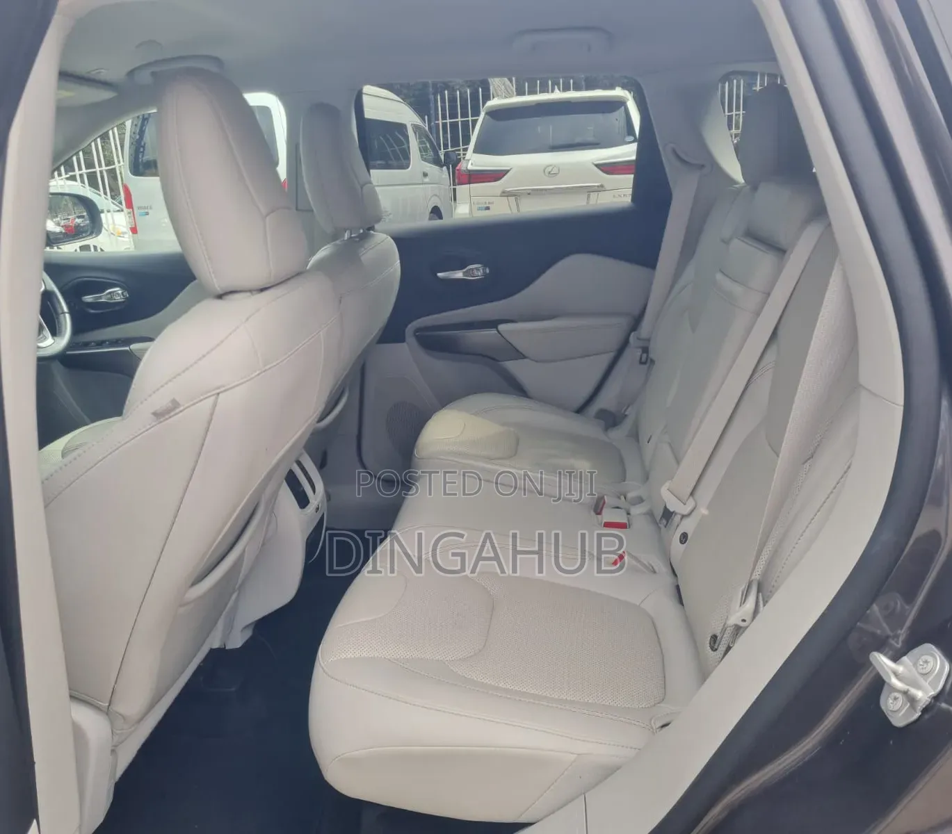 Jeep Cherokee 2019 Gray