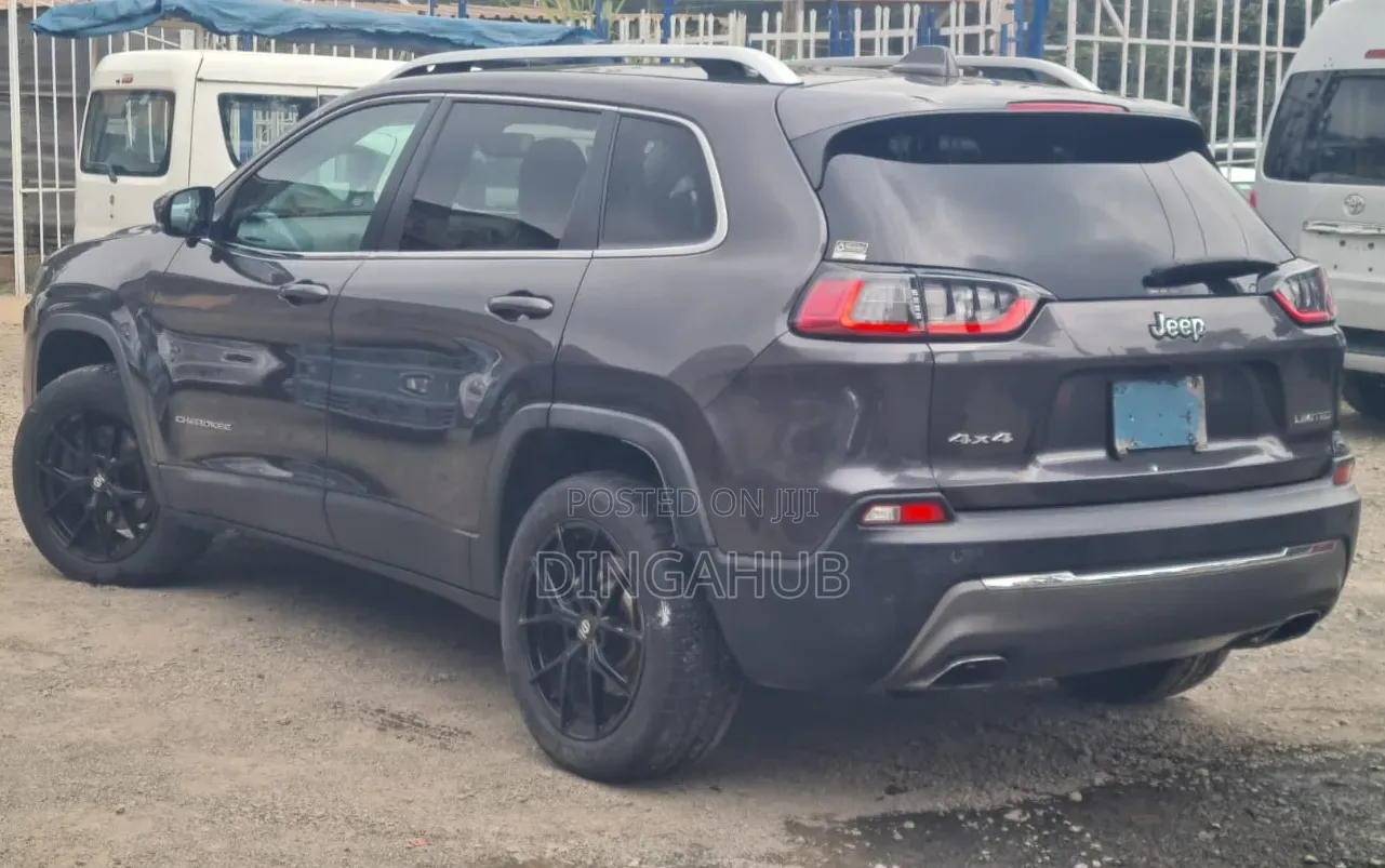 Jeep Cherokee 2019 Gray