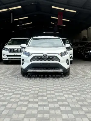 Toyota RAV4 2019 White