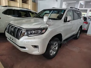 Toyota Land Cruiser Prado 2018 White