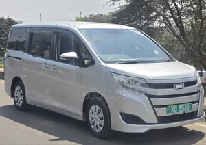 Toyota Noah 2020 Silver