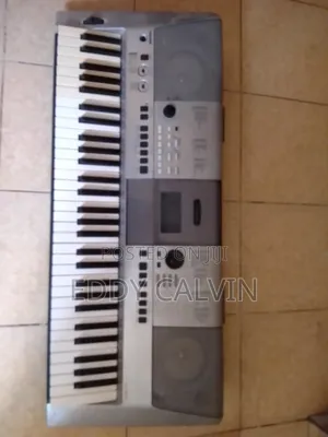 Yamaha PSR E 413