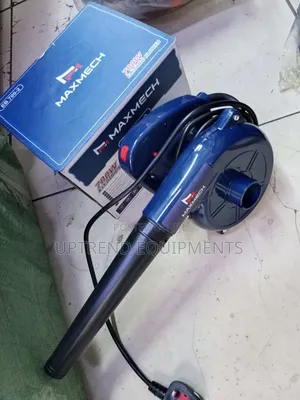 Maxmech 700 Watts Blower