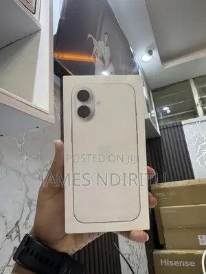 New Apple iPhone 17 256 GB White