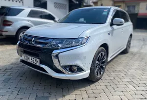 Mitsubishi Outlander 2.0 PHEV AWD 2016 White