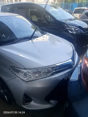 Toyota Axio 2019 Silver