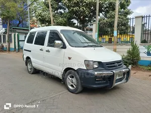 Toyota TownAce 2005 Off white
