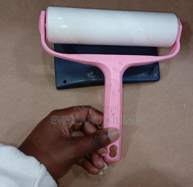 Wide-Format Sticky Lint Roller for Cats Hair - main view
