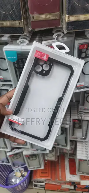 iPhone 11 Pro Max Features a Clear Acrylic Back Cover