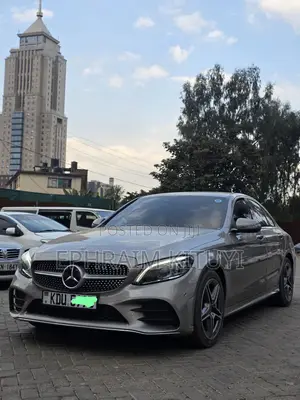 Mercedes-Benz C200 2018 Silver