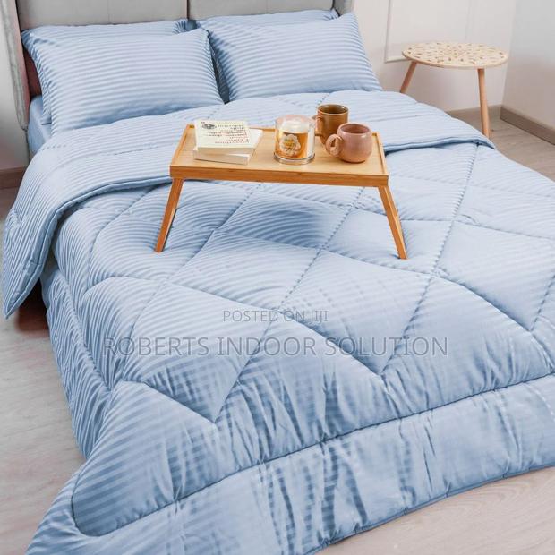 Striped Binded Duvet Set - main view
