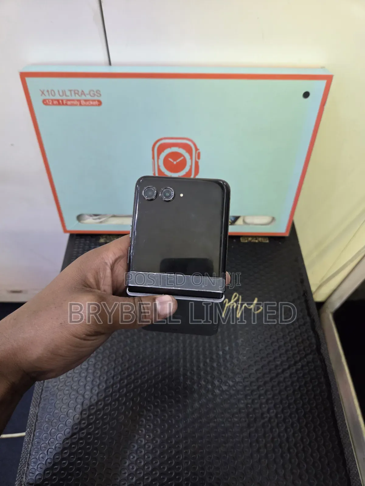 Motorola Razr 2024 256 GB Black