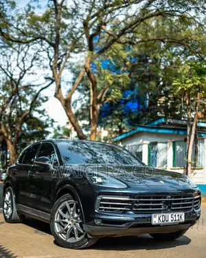 Porsche Cayenne Base AWD 2019 Black