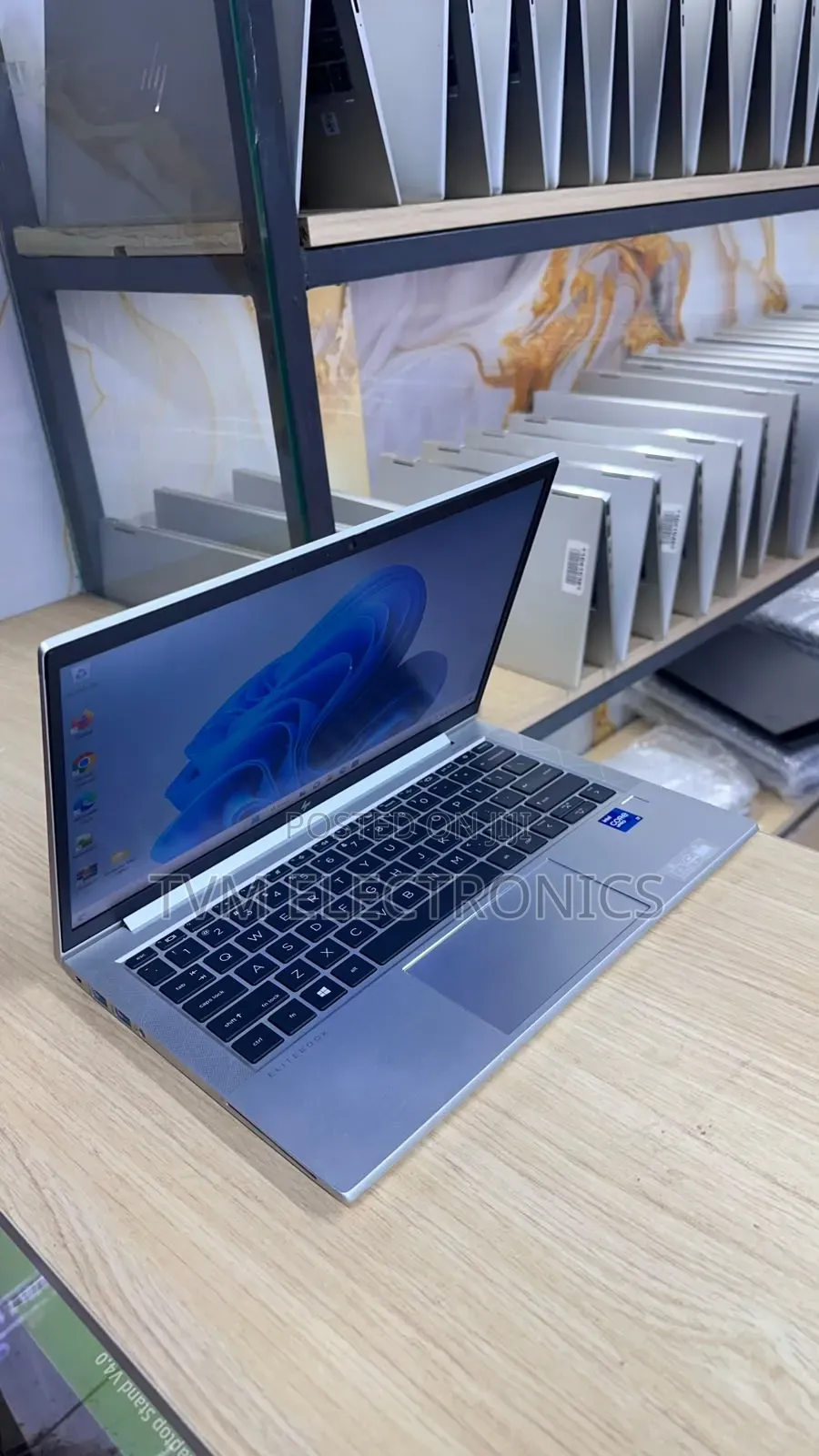 Laptop HP EliteBook 830 G8 16GB Intel Core i7 SSD 512GB
