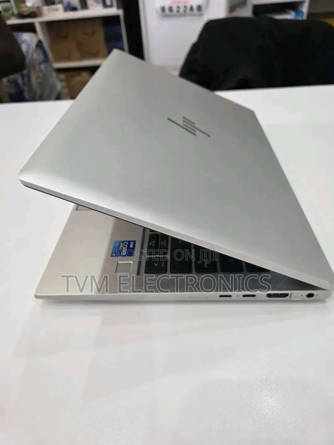 Laptop HP EliteBook 830 G8 16GB Intel Core i7 SSD 512GB