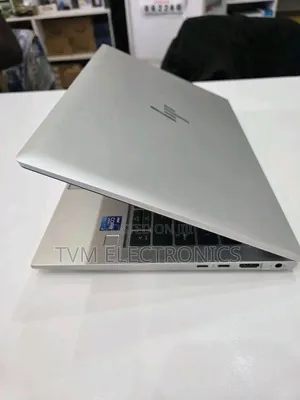 Laptop HP EliteBook 830 G8 16GB Intel Core i7 SSD 512GB