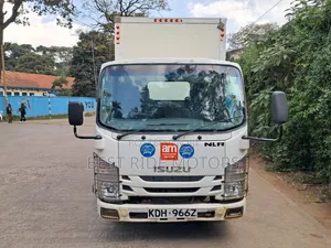 Isuzu NLR Local 2022 White