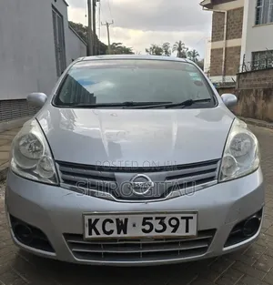 Nissan Note 2011 Silver