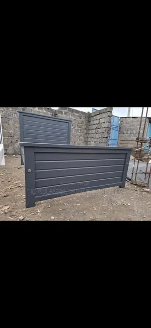 Modern Bed 4x6