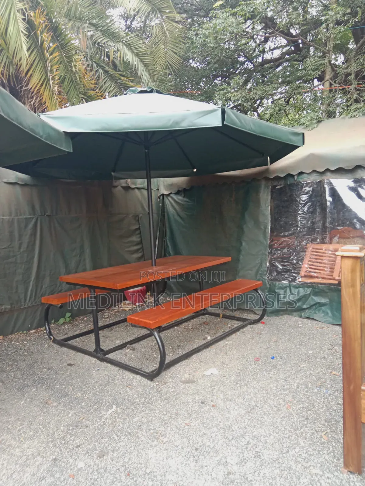 Green Shade+6 Chairs + Table + Parasol as a Set
