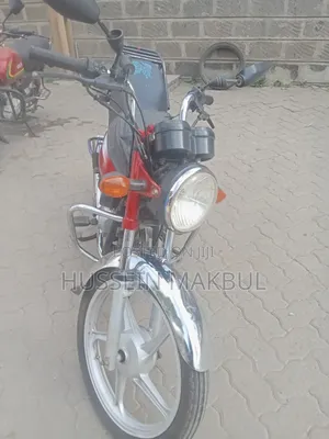 Hero Dawn 100 2024 Red