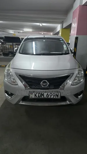 Nissan Latio 1.2 2015 Gray