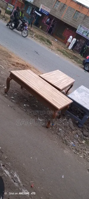 The Lee's Furniture's