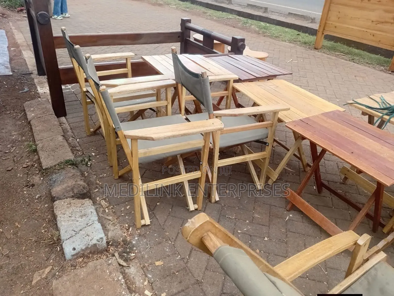 Staple Camping Sets Chair and a Table