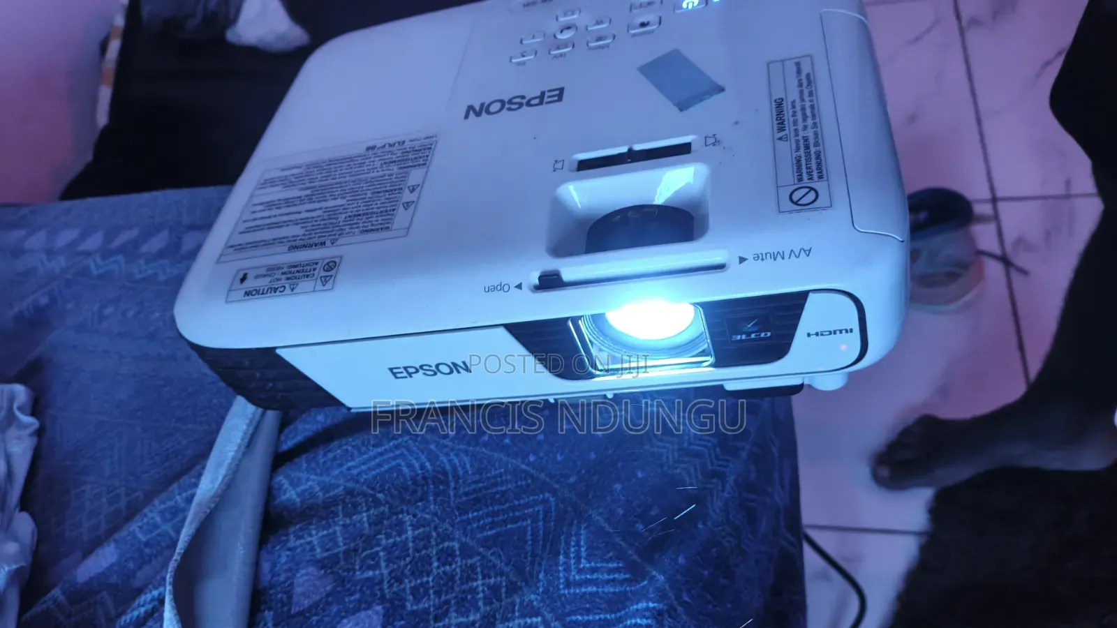 Epson EB-531 Projector