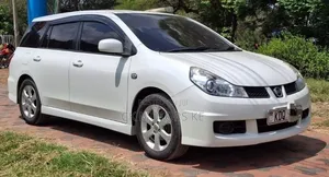 Nissan Wingroad 2017 White