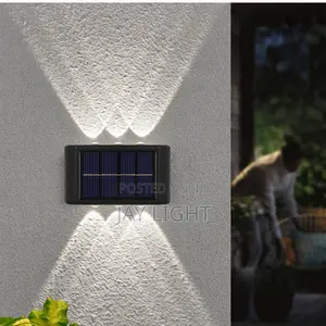 Outdoor Fence Lights Long Lasting LED Solar Decoration Lamp
