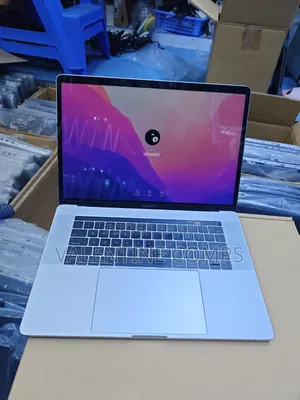 Laptop Apple MacBook Pro 2019 16GB Intel Core i7 SSD 512GB