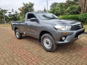 Toyota Hilux 2023