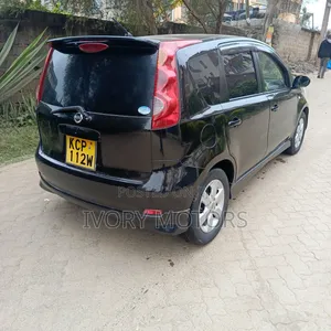 Nissan Note 2010 Black