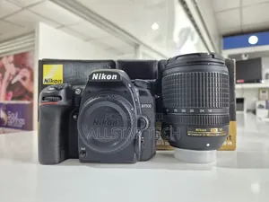 Nikon D7500 With 17-140mm Open Box.