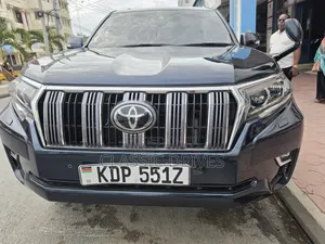Toyota Land Cruiser Prado 2018 Blue