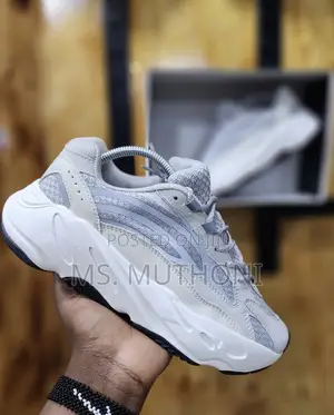 The Yeezy Boost 700 V2 'Static' Size 39-45